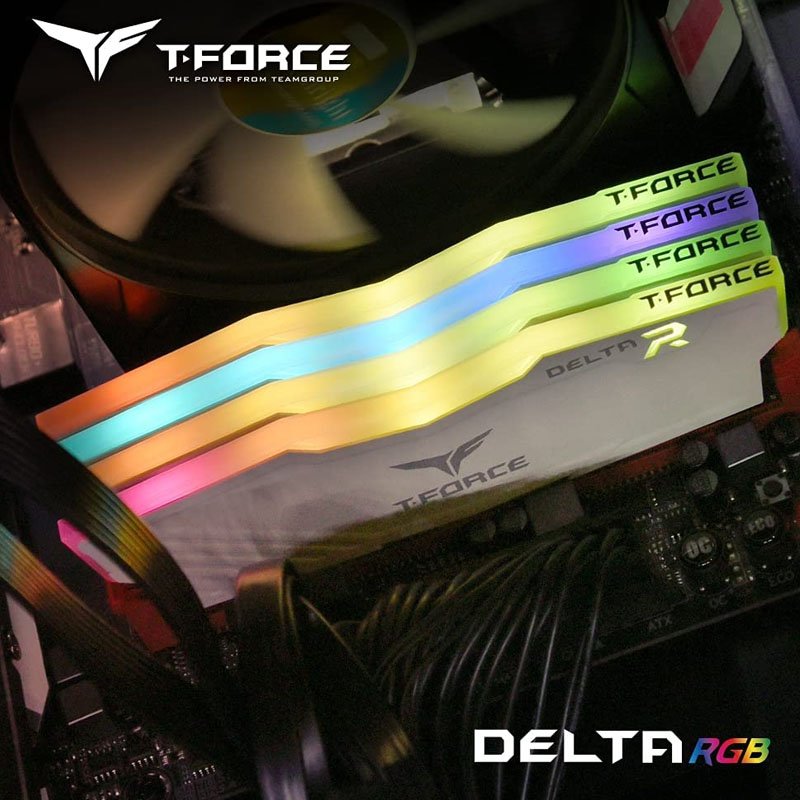 TeamGroup T-Force DELTA 32 GB: 2 x 16 GB DDR4 DIM...