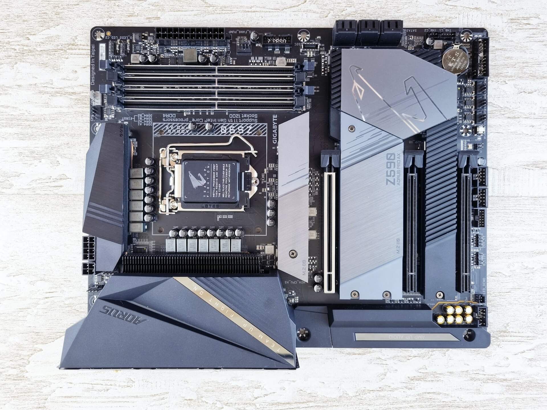 Choosing the Right Motherboard for your PC: A Complete Guide