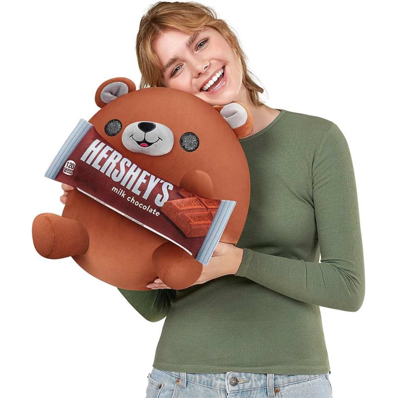 Snackles Medium - Bear holding PLUSH Hershey's Milk Chocolate